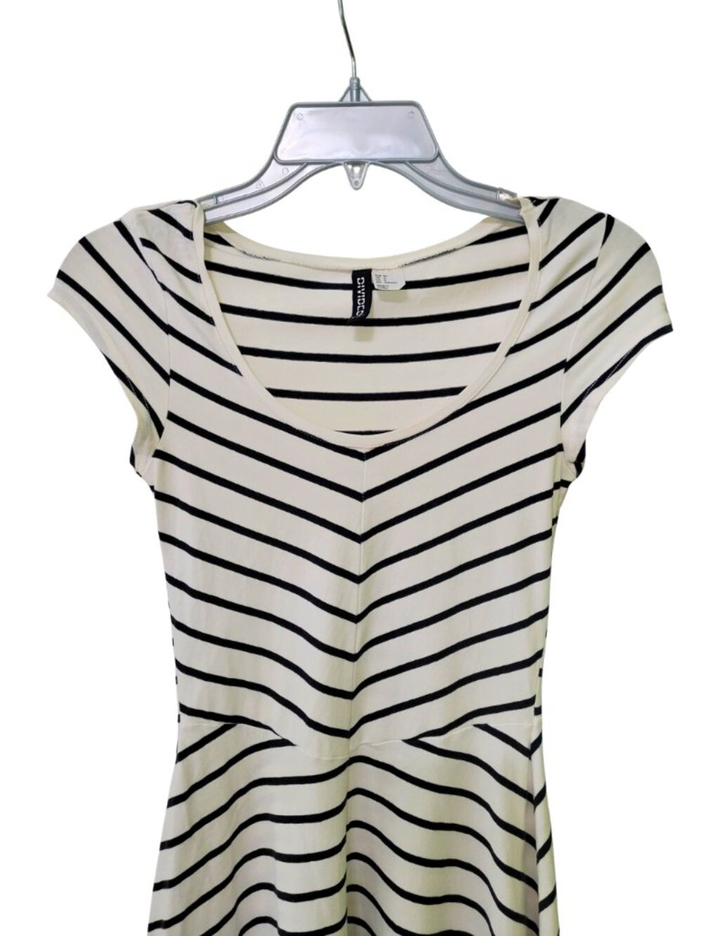 H&M Divided Striped Cap-Sleeve Chevron/A-Line Skater Dress | Size 6